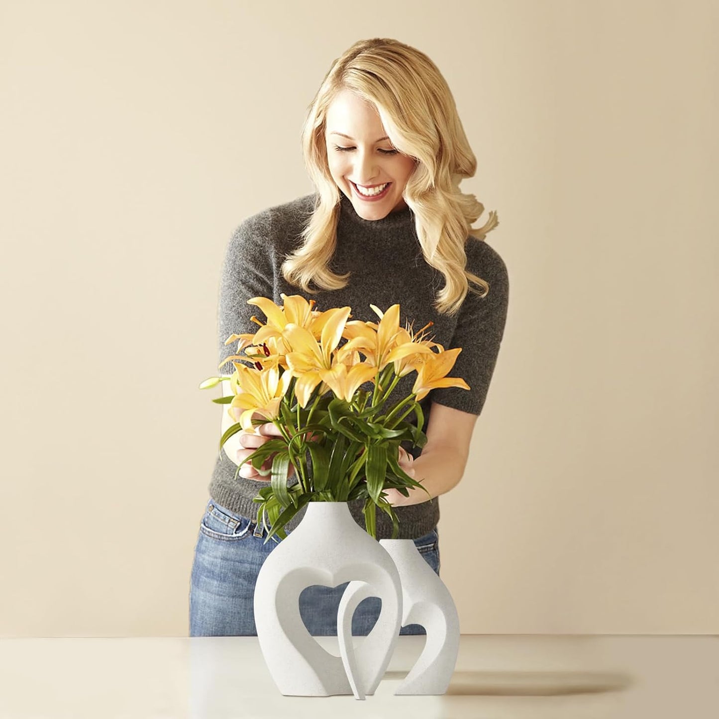 White Decorative Vases, Set of Heart Shaped Ceramic Vases, Heart Shaped Vases, Simple Decorative Vase for Table Centerpiece, Wedding, Living Room, Office or Home
